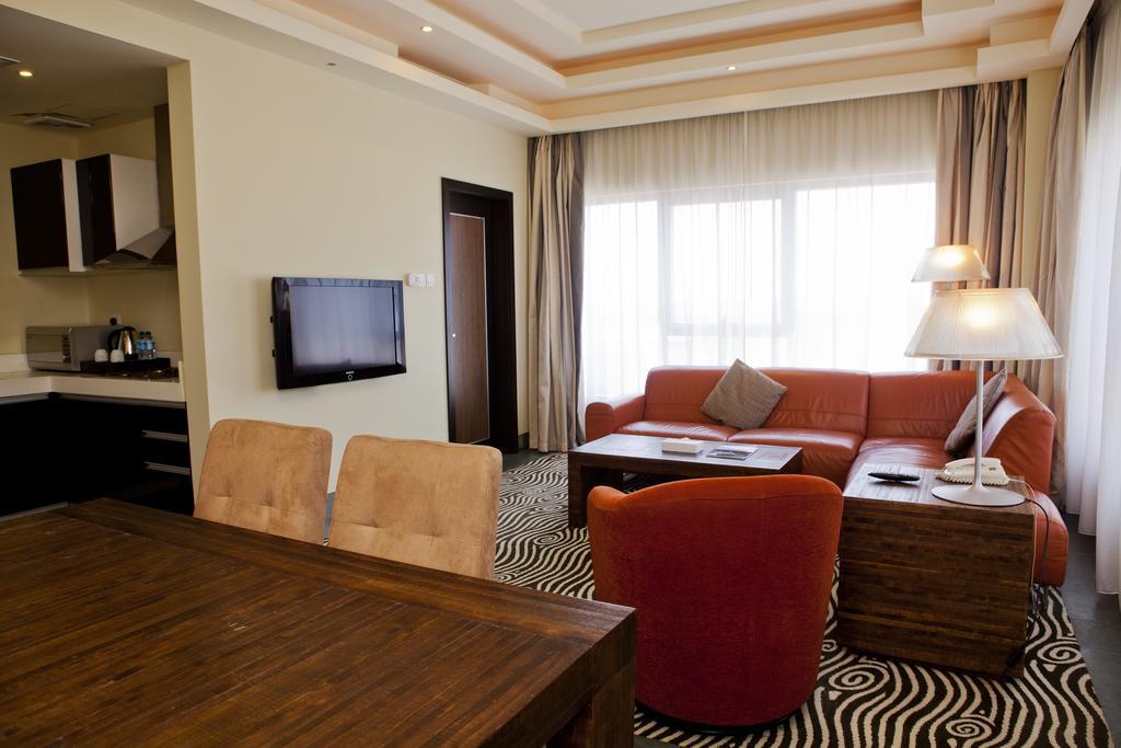 Al Raya Suites Hotel Manama Exterior foto