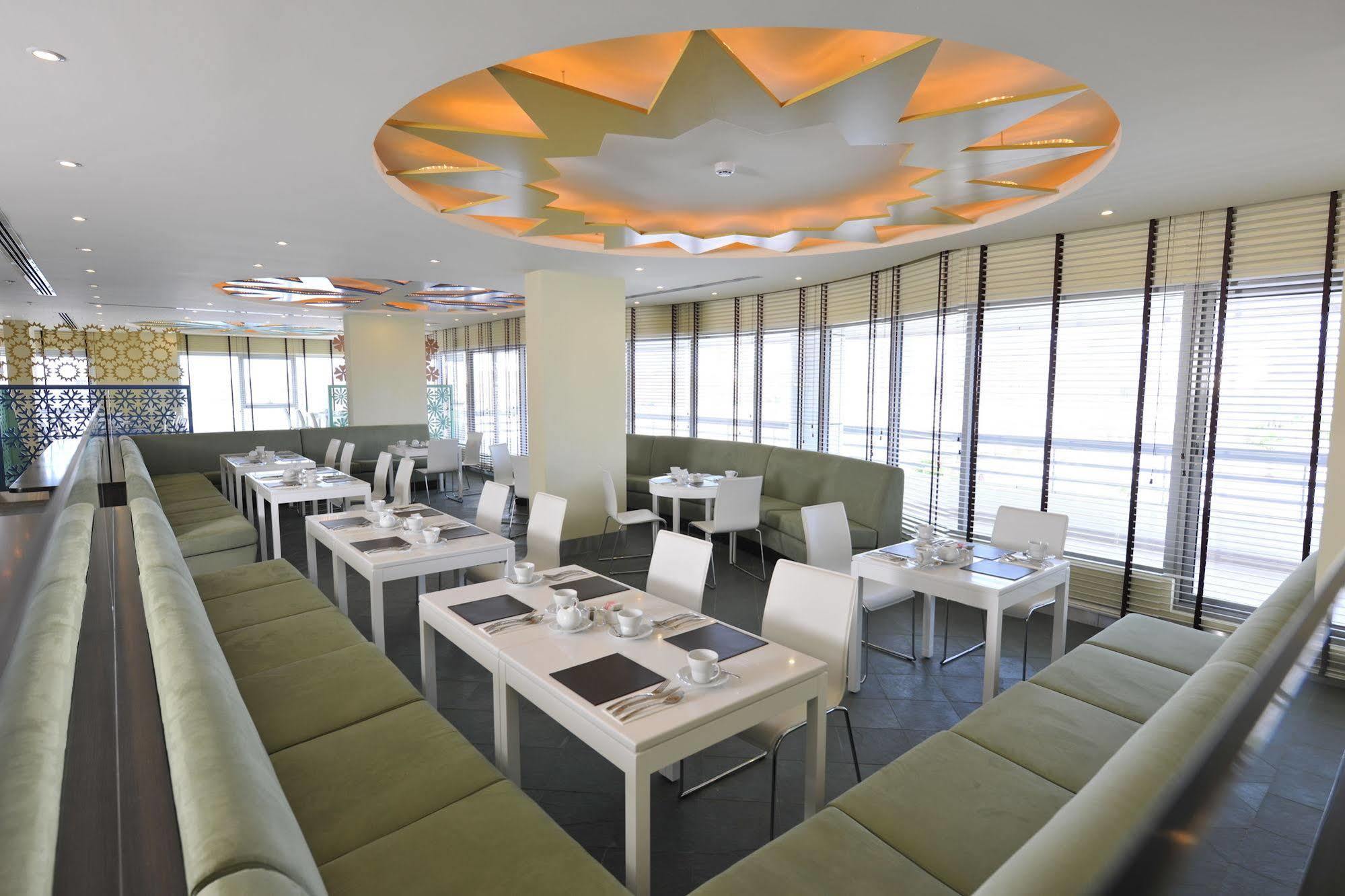 Al Raya Suites Hotel Manama Exterior foto